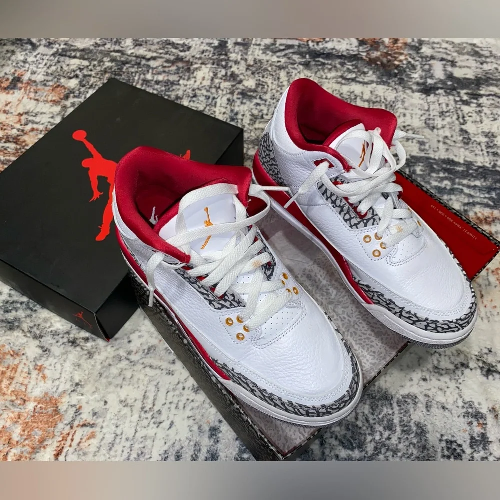 Nike Jordan 3s - Picture 1 of 3